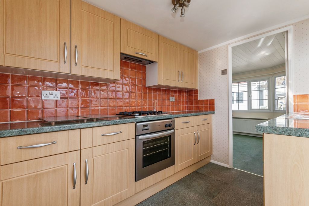 Property photo 2 of 14 Pbox-Img.Jpg