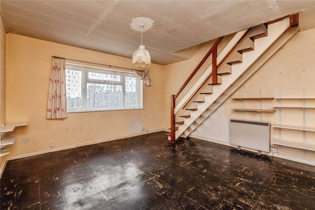 Property photo 3 of 11 Picture No. 14