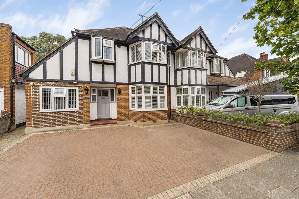 Property photo 1 of 15 Picture No. 24