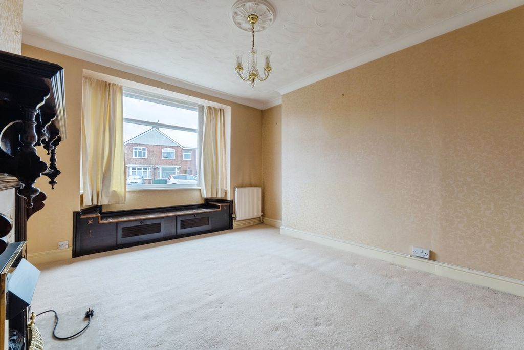 Property photo 3 of 23 Pbox-Img.Jpg