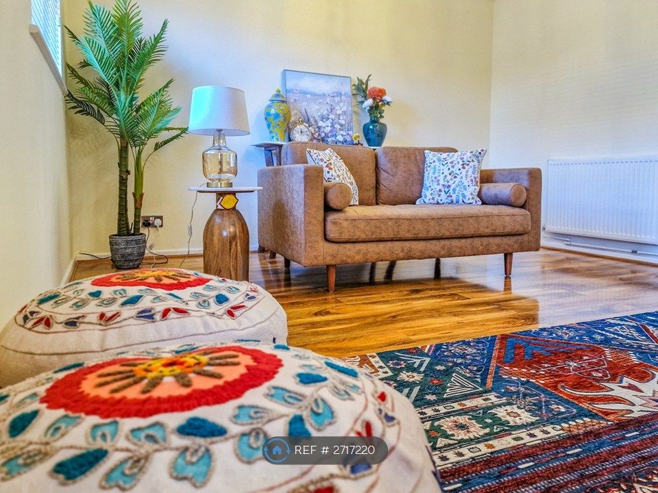 Property photo 1 of 34