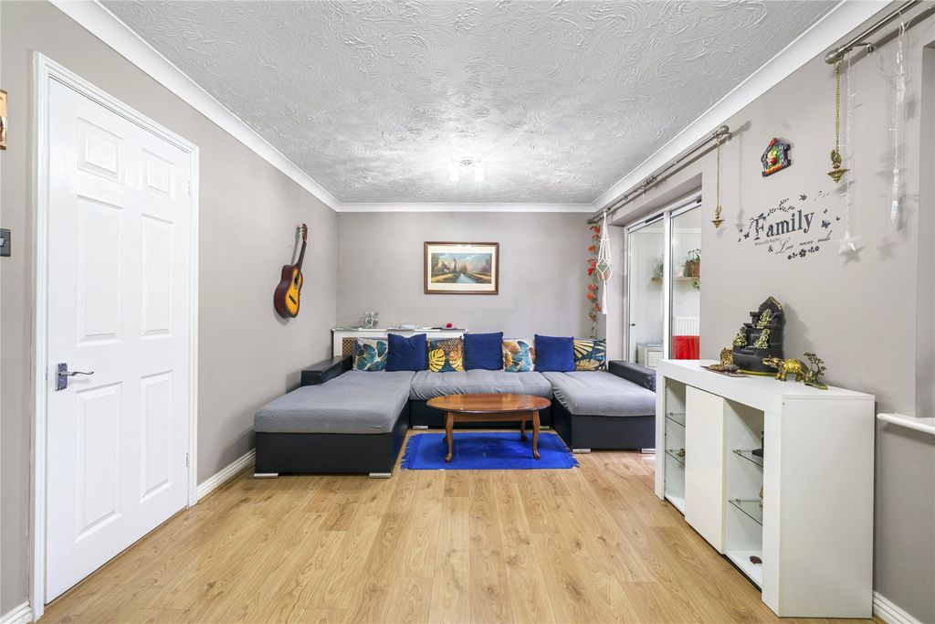 Property photo 2 of 12 Picture No. 02