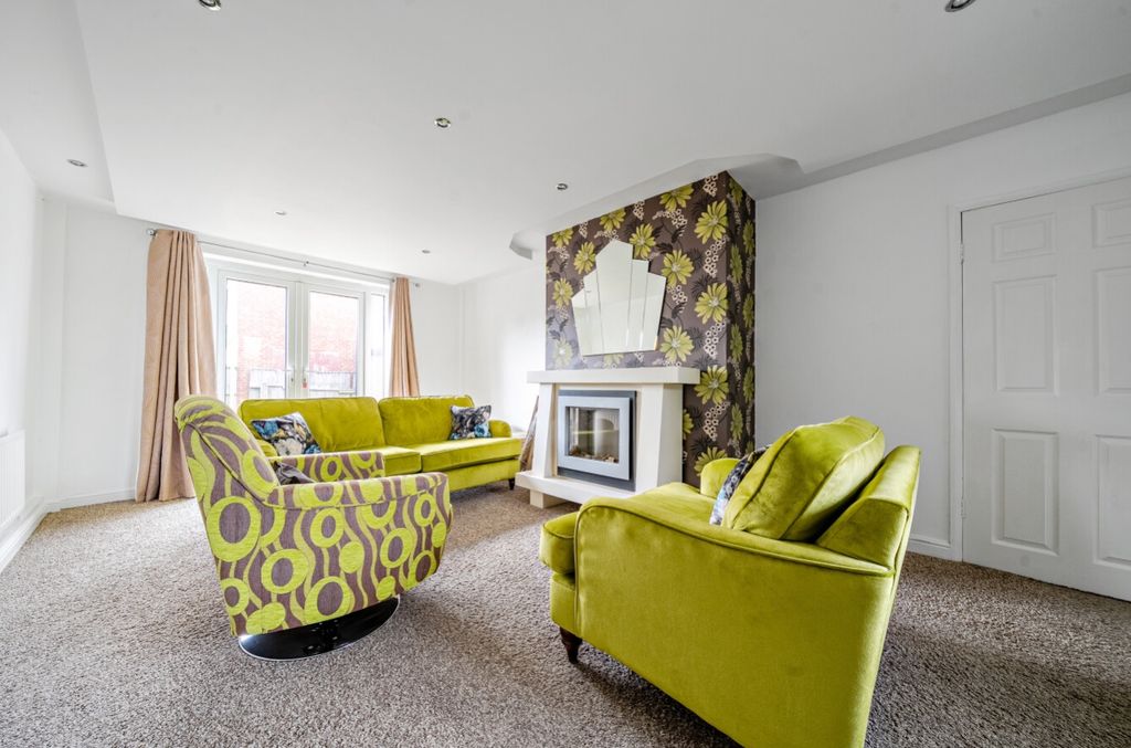 Property photo 2 of 10 1341624-5-68Ad8c18Bf8F3