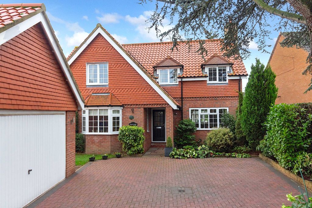 Property photo 2 of 33 Front