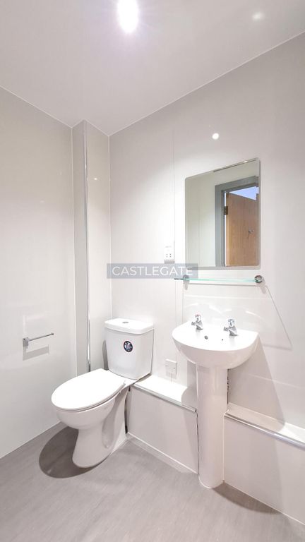 Property photo 3 of 13 Flat 4, Room 2, Dundas Works, 15-17 Dundas Street, Huddersfield, HD1 2He (5)