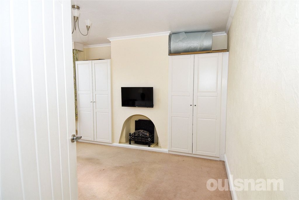 Property photo 3 of 27 Picture No. 04