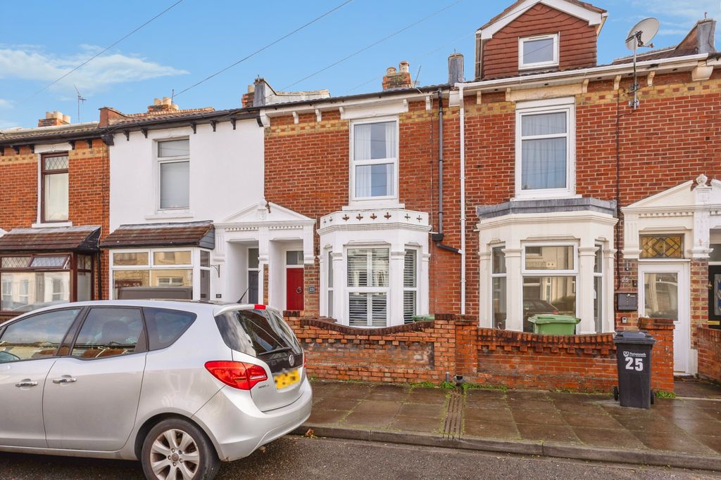 Property photo 2 of 19