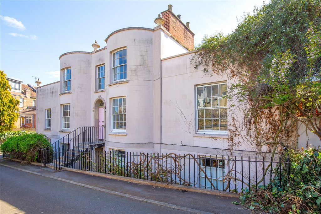 Property photo 1 of 8 Picture No. 01