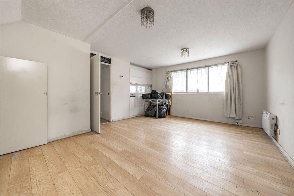 Property photo 2 of 11 Picture 2