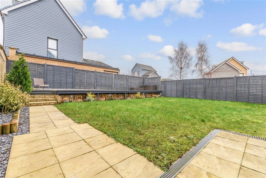 Property photo 2 of 19 Rear Garden