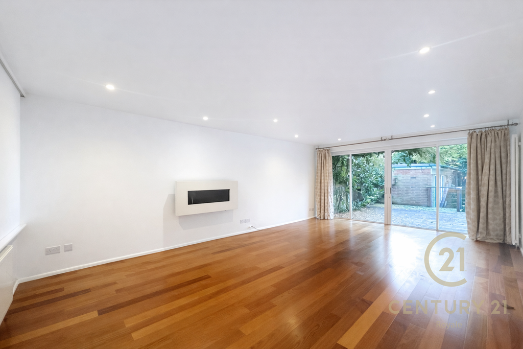 Property photo 3 of 24