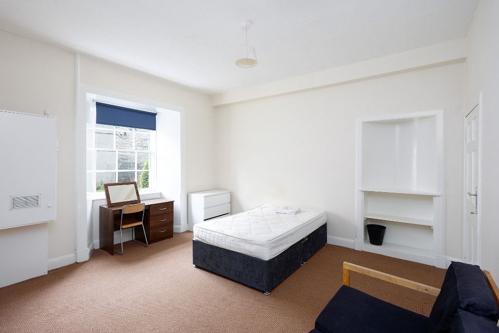 Property photo 3 of 19 Photo 3