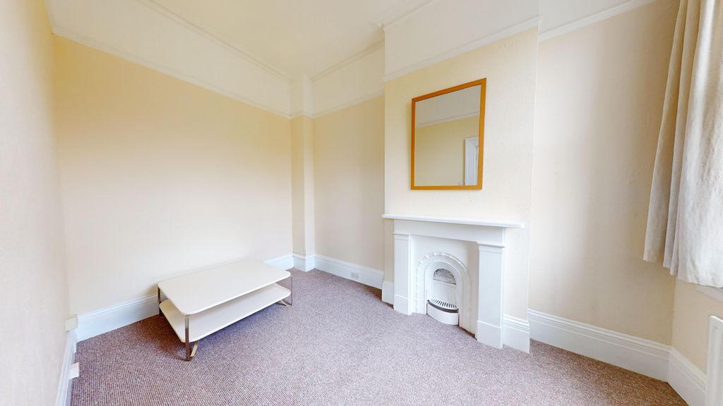 Property photo 2 of 4