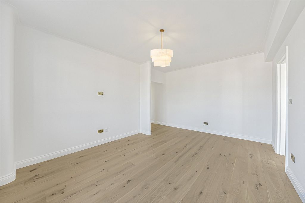 Property photo 3 of 10 Picture No. 19