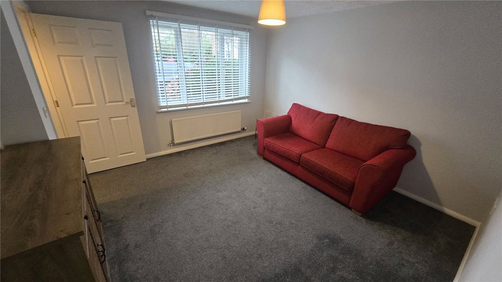 Property photo 2 of 11 Picture No. 03