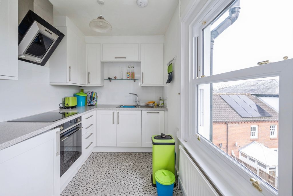 Property photo 2 of 15 Pbox-Img.Jpg