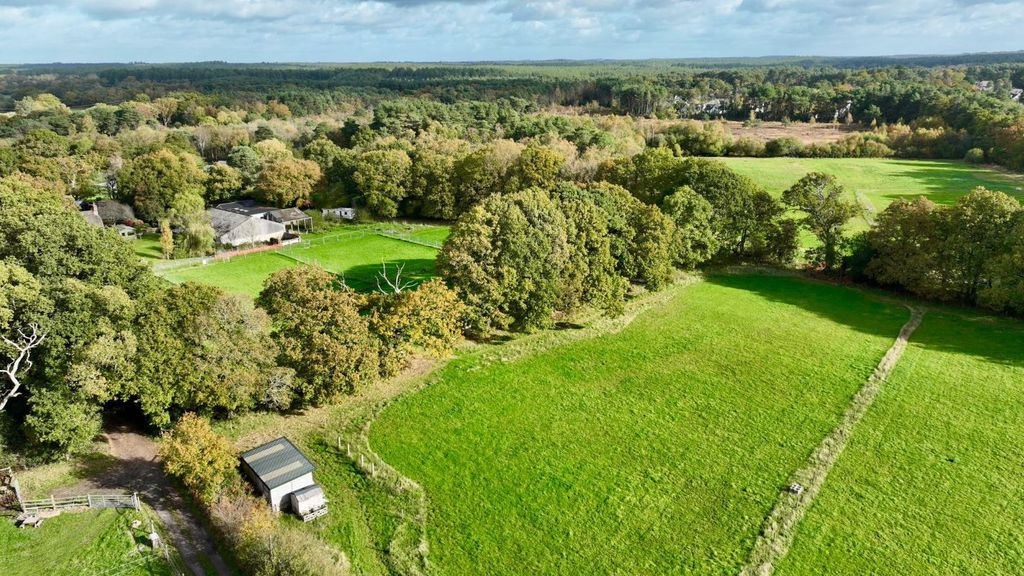 Property photo 3 of 9