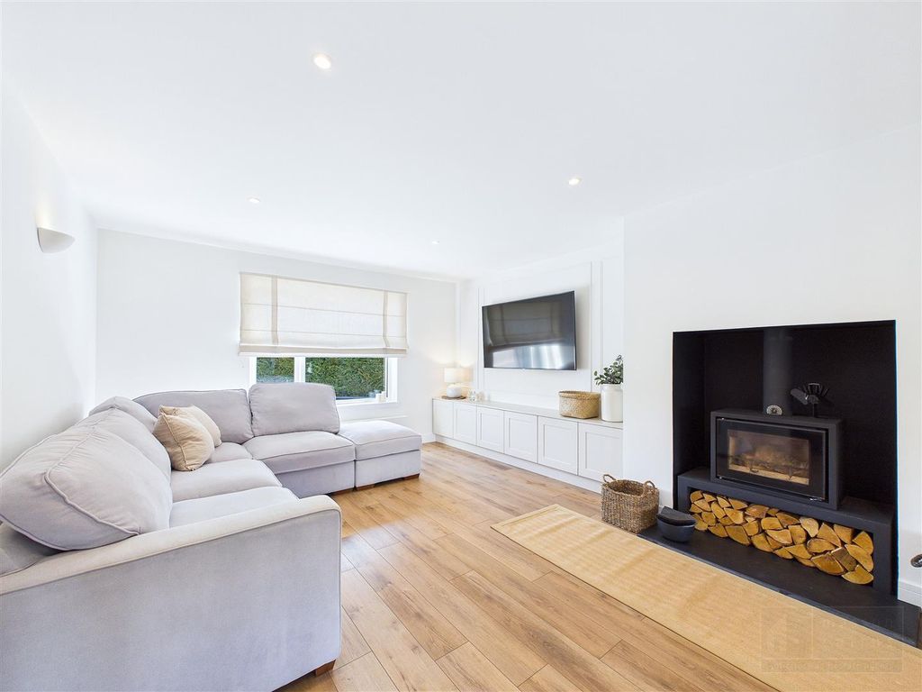 Property photo 3 of 37 Creagan