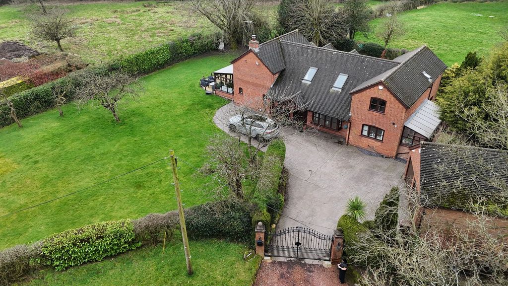 Property photo 1 of 36