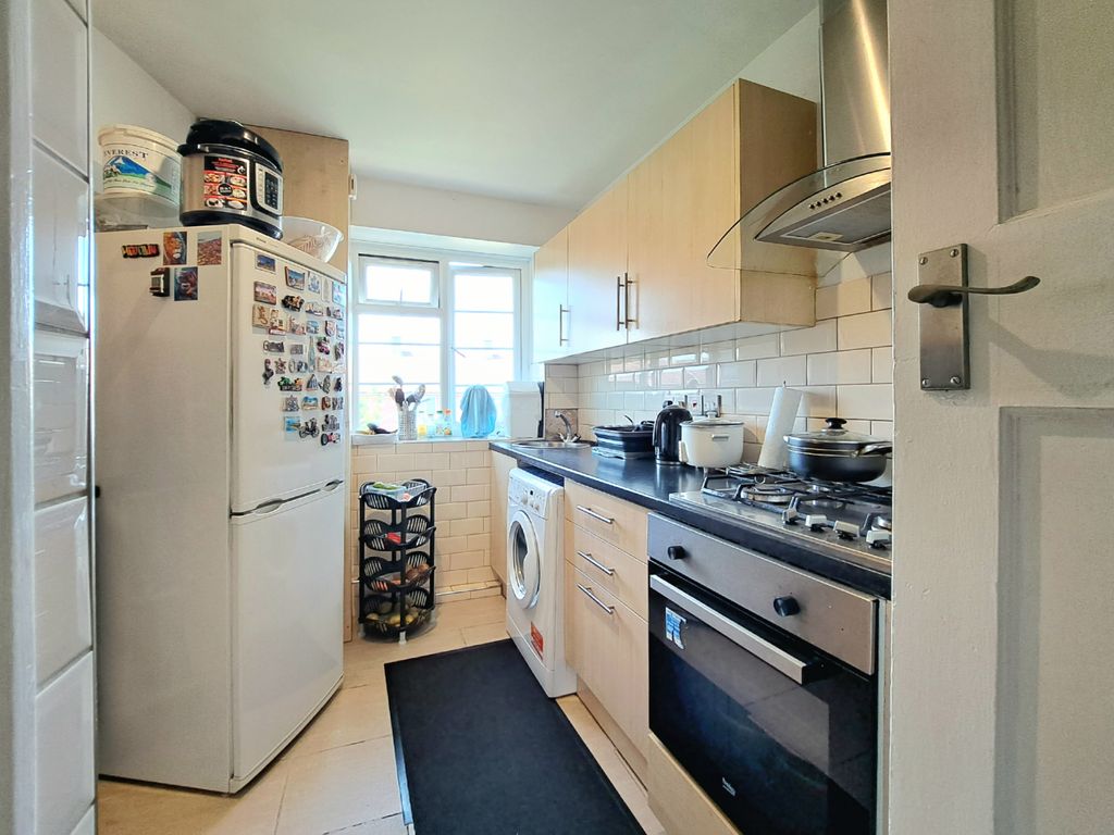 Property photo 3 of 9