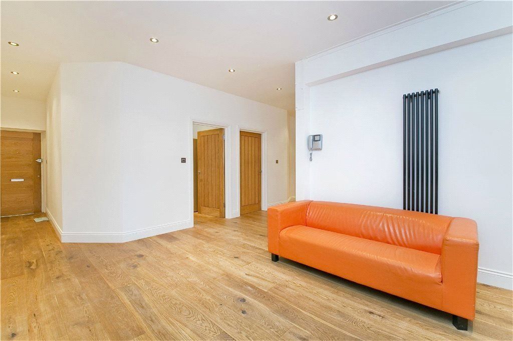 Property photo 2 of 8