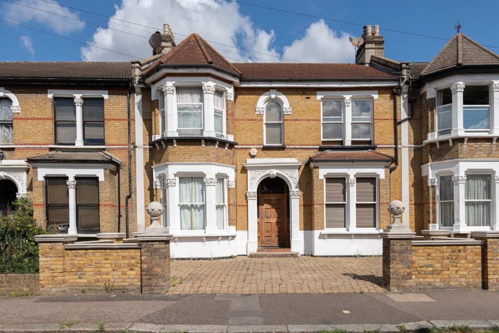 Property photo 1 of 55 5341690
