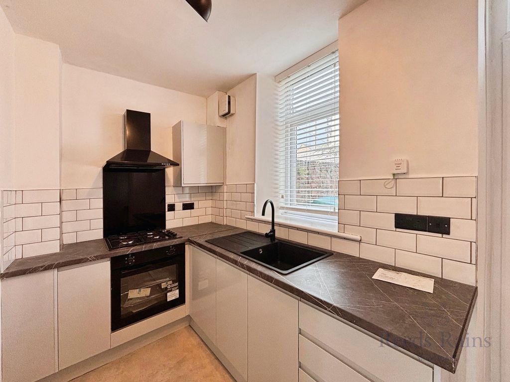 Property photo 3 of 11 Picture No. 05