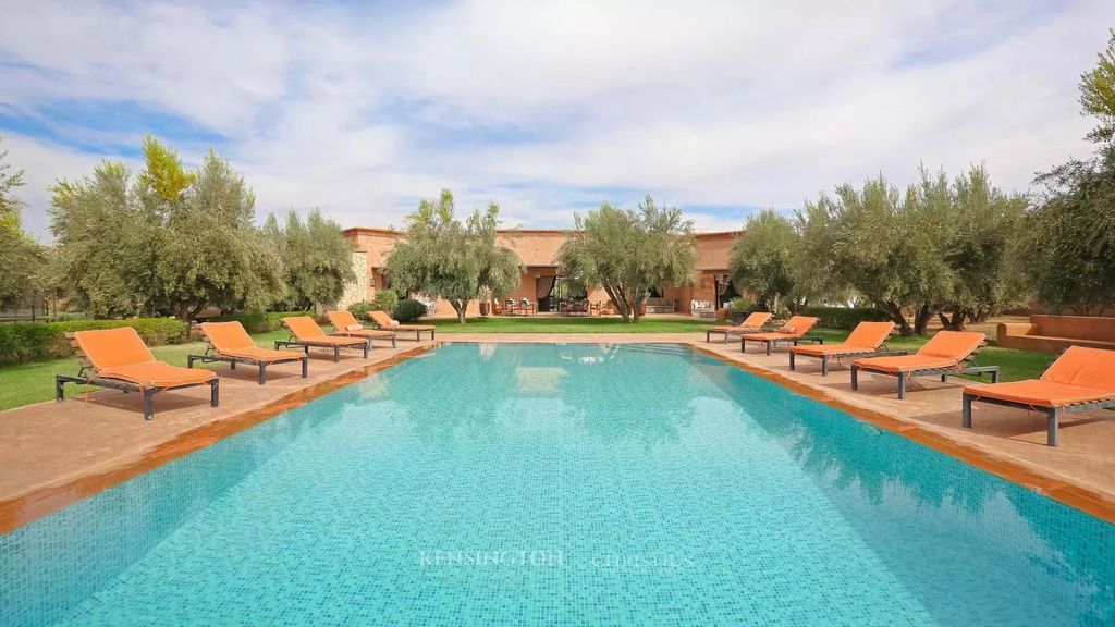 Property photo 2 of 36 Click Here If You Are Looking For A Villa For Sale In Marrakech Villa Elegance From Kensingtonmorocco.Com – Morocco’S Leading Property Experts