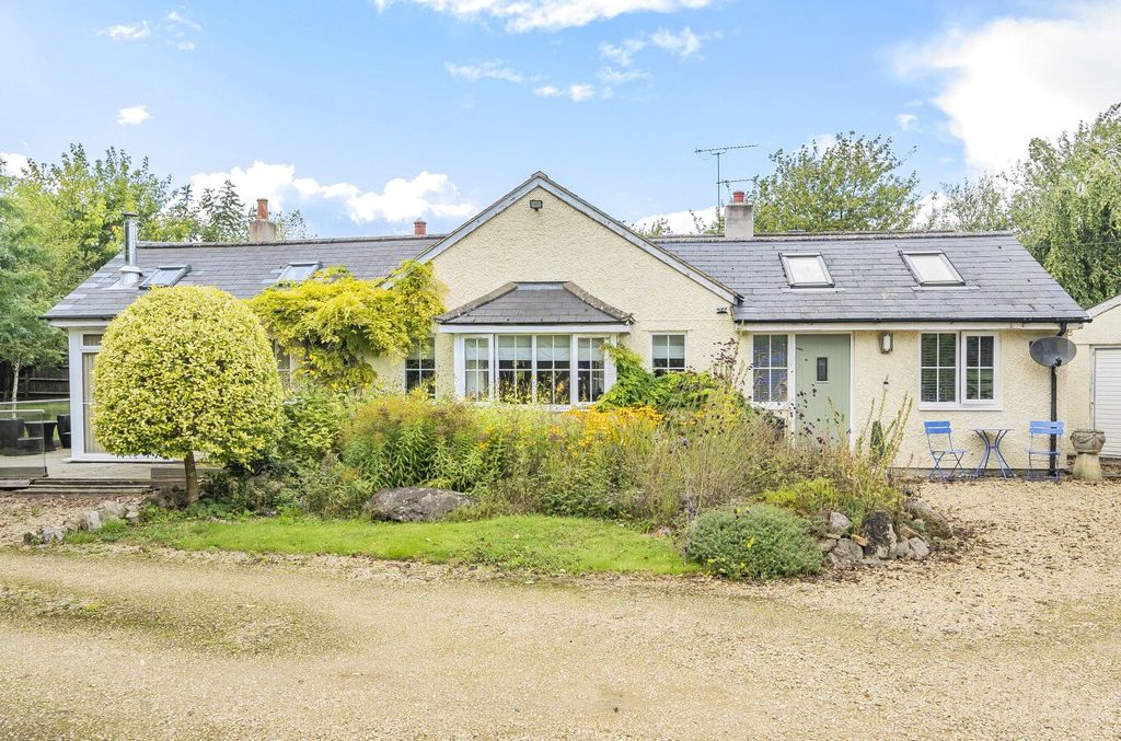 Property photo 2 of 16 Picture No. 01