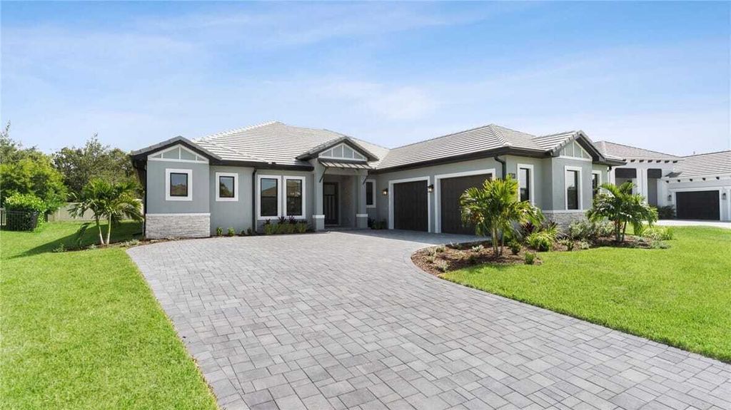 Property photo 1 of 31