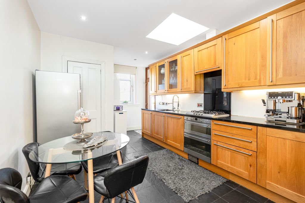 Property photo 3 of 14 Property Image 3