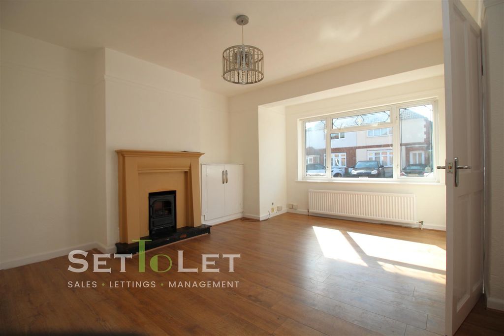 Property photo 1 of 17 Img_1927.Jpg
