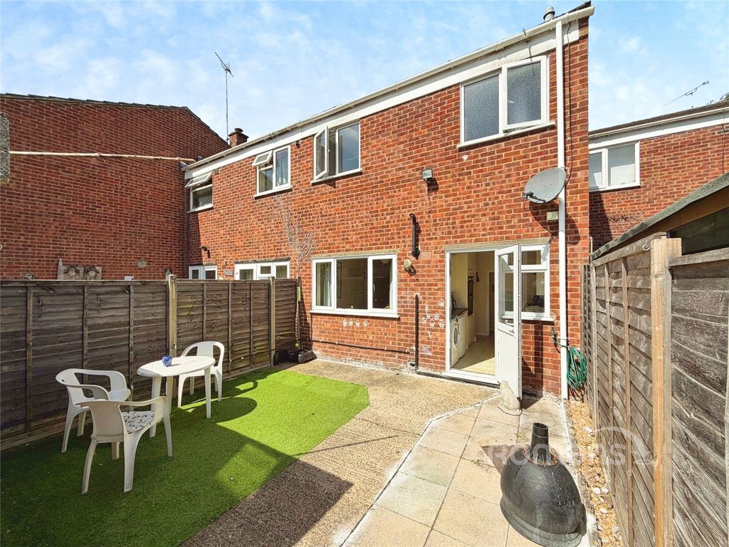 Property photo 2 of 16 Picture No. 27