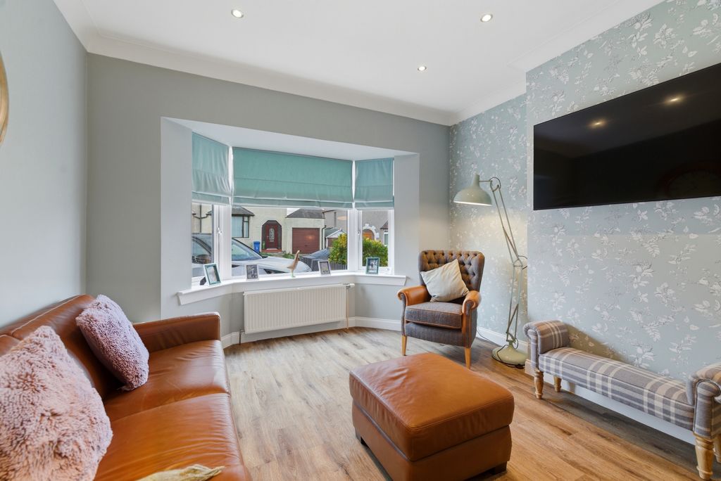 Property photo 3 of 27 Property Image 3