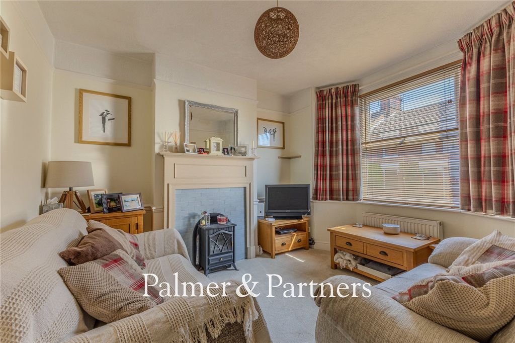 Property photo 2 of 23 Picture No. 05