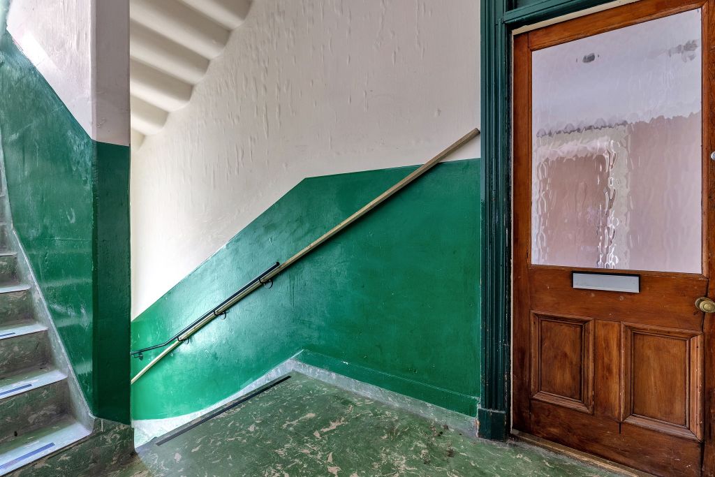 Property photo 2 of 26