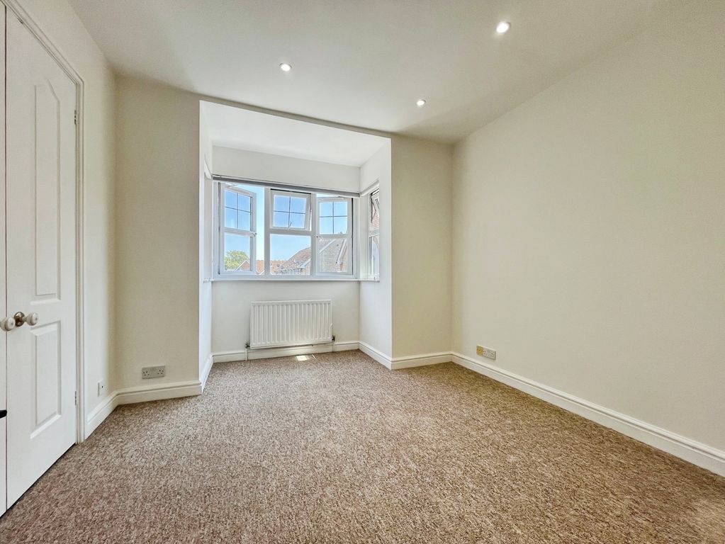 Property photo 3 of 7 Bedroom