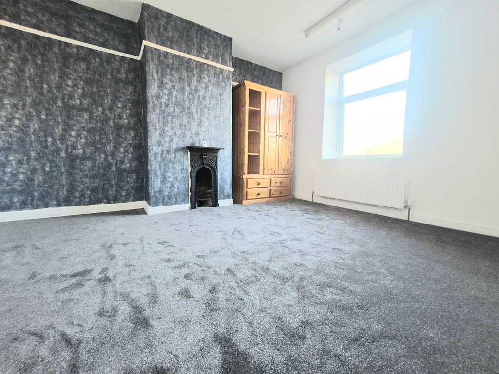 Property photo 2 of 6 Image