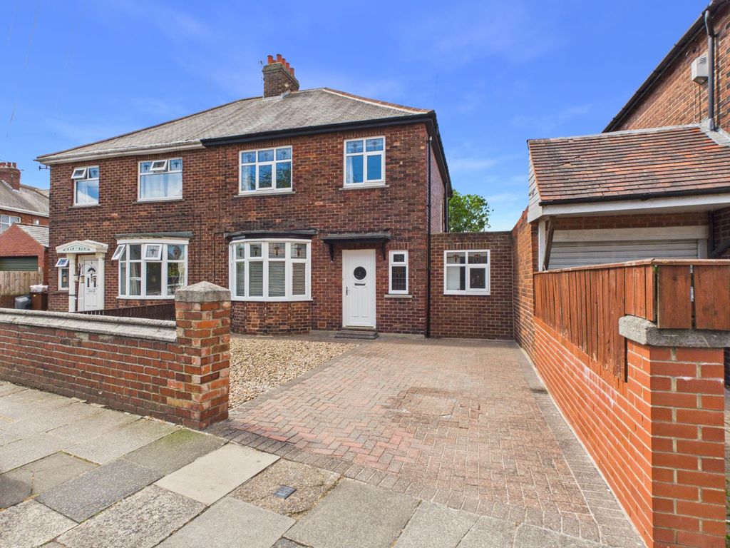 Property photo 1 of 13 External