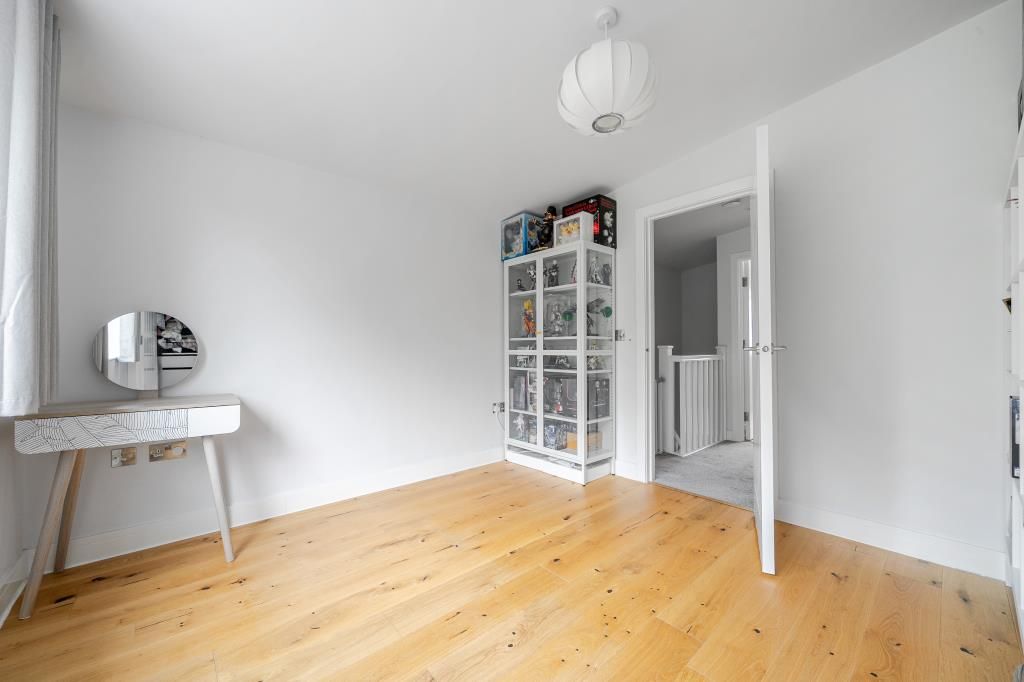 Property photo 3 of 20 Bedroom