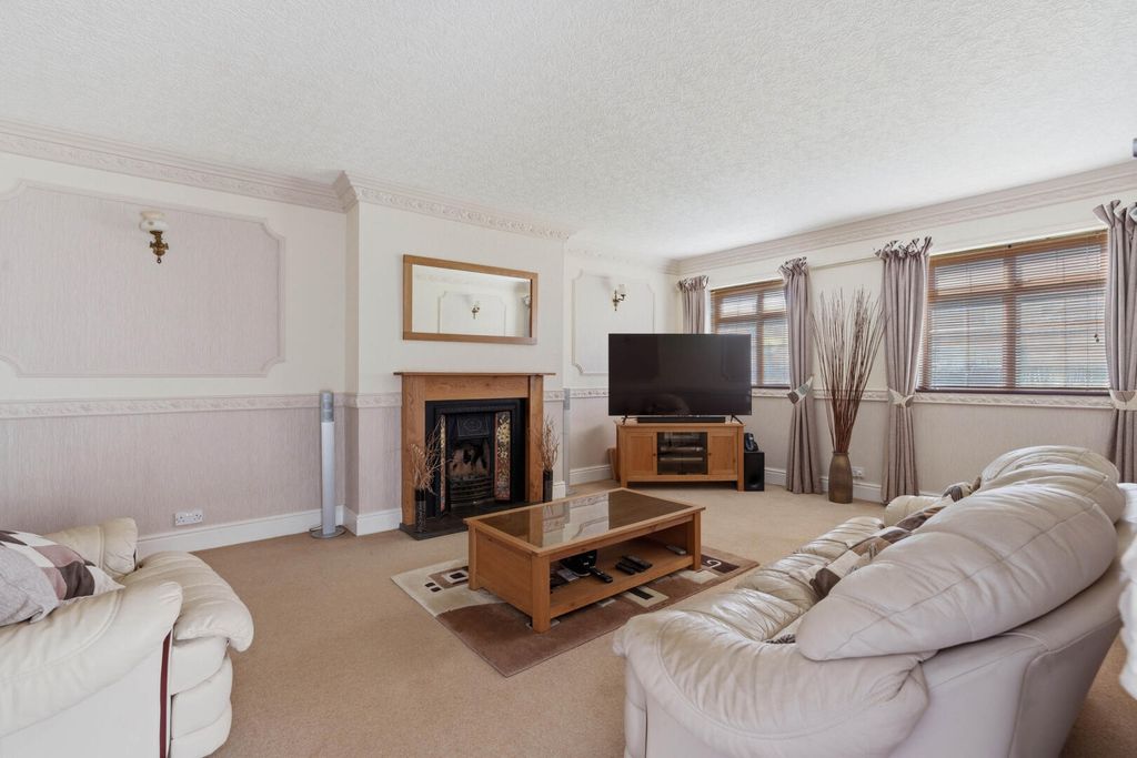 Property photo 3 of 29 Living Room