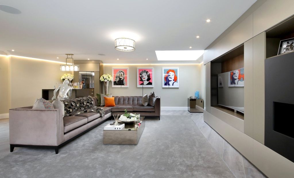 Property photo 2 of 21 Picture No. 06