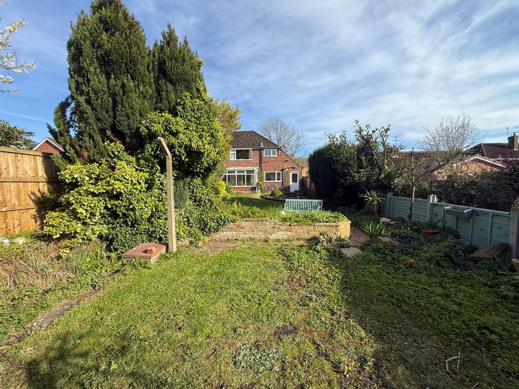 Property photo 2 of 25