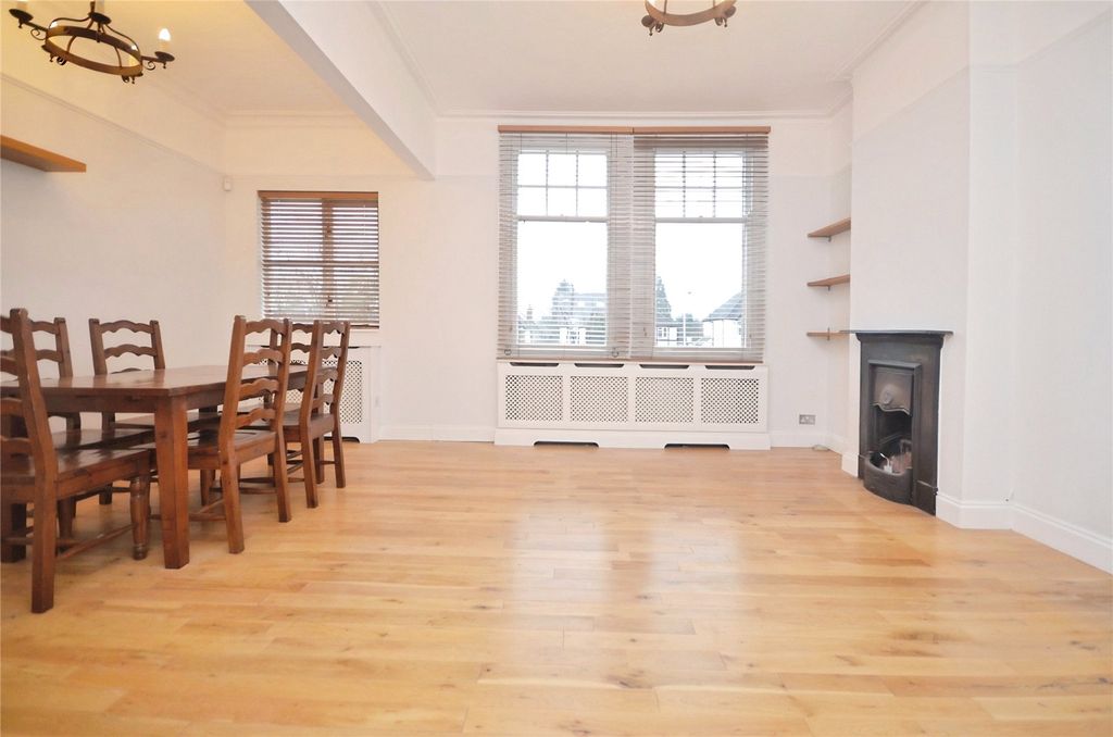 Property photo 2 of 14 Picture No. 02