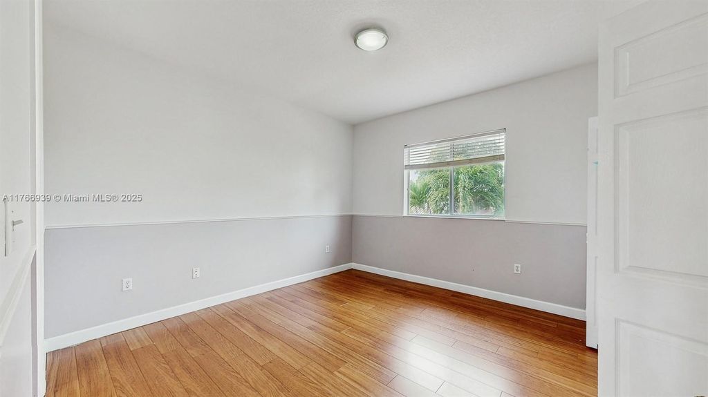 Property photo 1 of 4 <Alttext/>