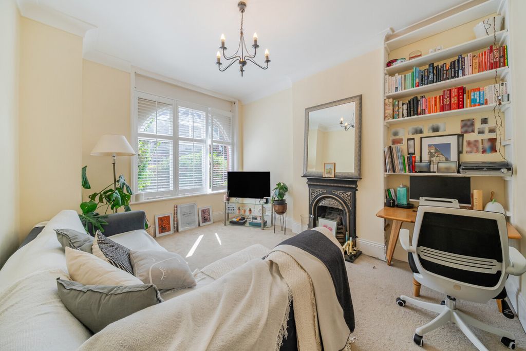 Property photo 1 of 11 1503797-7-6A7c949...