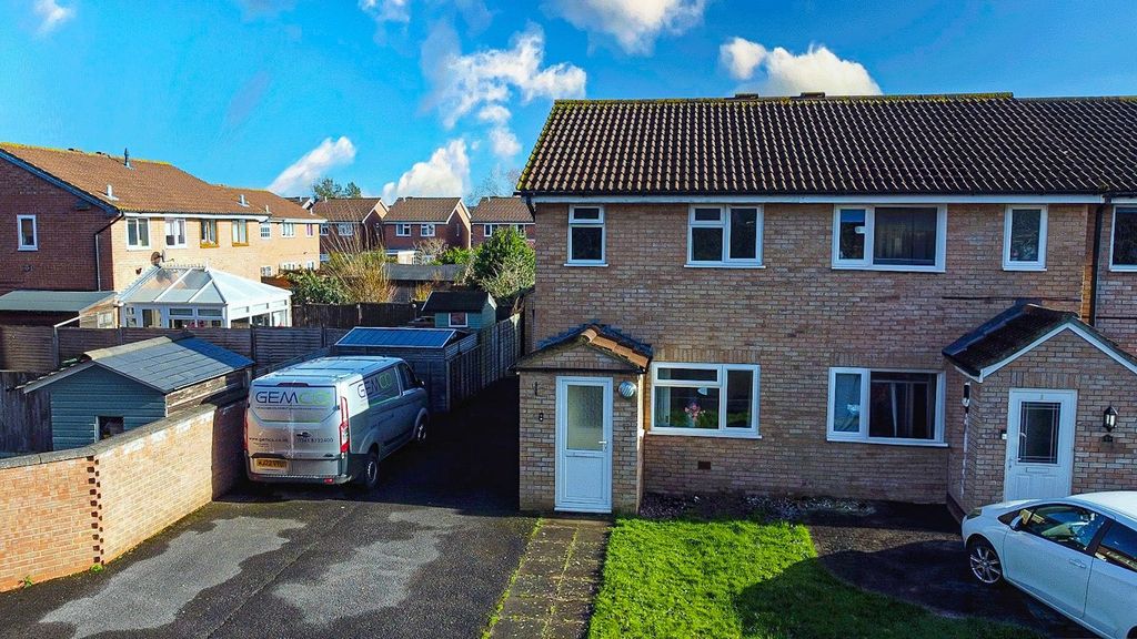Property photo 1 of 13 3290113