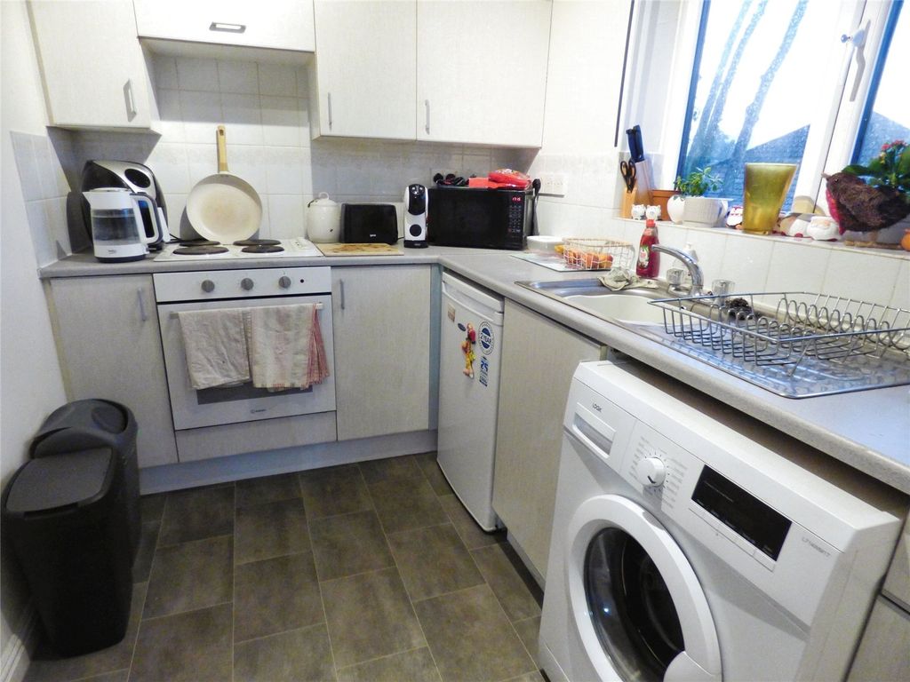 Property photo 3 of 7 Picture No. 02