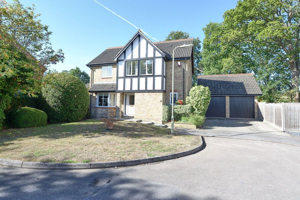 Property photo 1 of 17