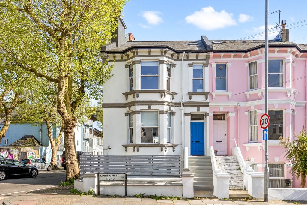 Property photo 1 of 18 5140120